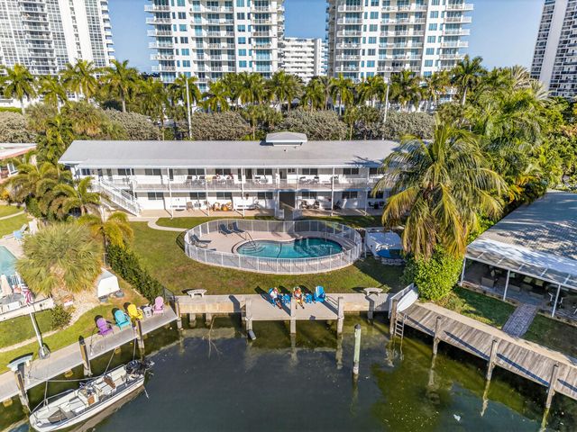2815 NE 33rd Avenue 106, Fort Lauderdale, FL 33308