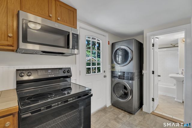34 Sunset Avenue, Old Saybrook, CT 06475