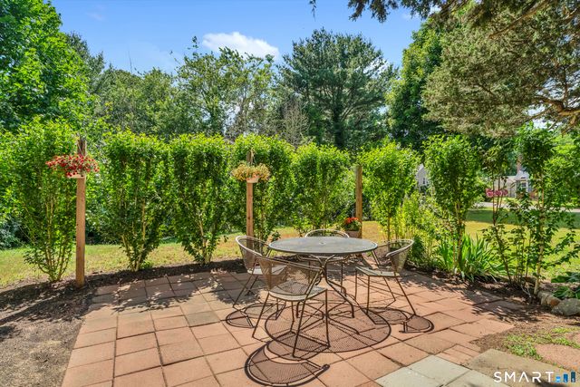34 Sunset Avenue, Old Saybrook, CT 06475