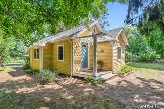 34 Sunset Avenue, Old Saybrook, CT 06475
