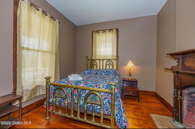 28 Main Street, Lake Luzerne, NY 12846