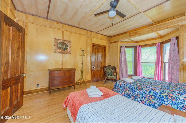 28 Main Street, Lake Luzerne, NY 12846