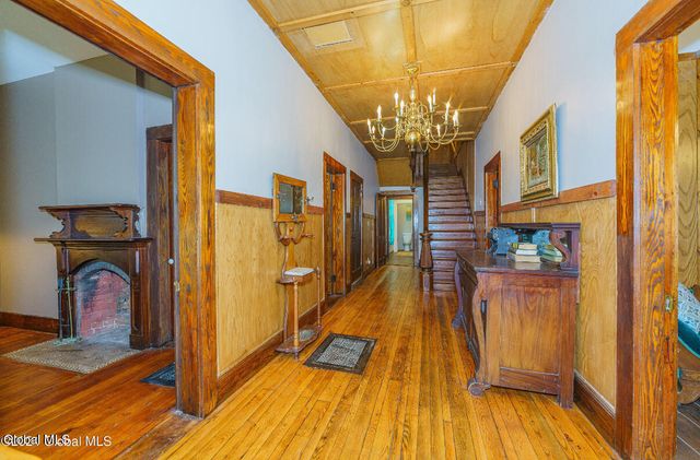 28 Main Street, Lake Luzerne, NY 12846