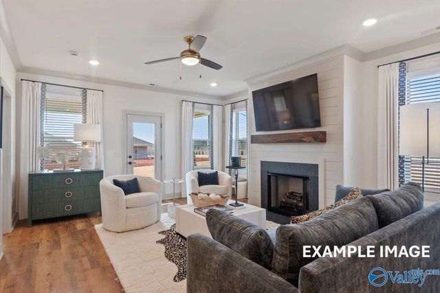 1005 Maplehurst Street, Priceville, AL 35603