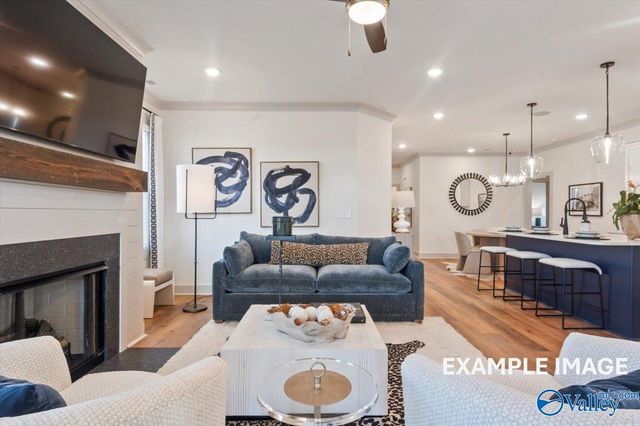 1005 Maplehurst Street, Priceville, AL 35603