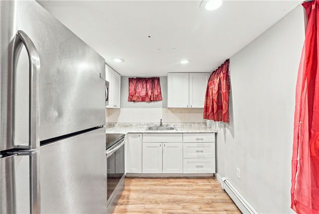 186 California Avenue, Providence, RI 02905