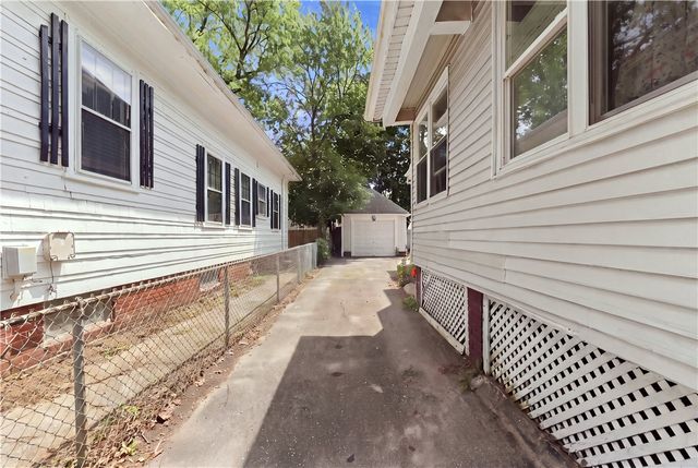 186 California Avenue, Providence, RI 02905
