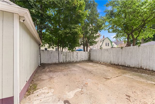 186 California Avenue, Providence, RI 02905