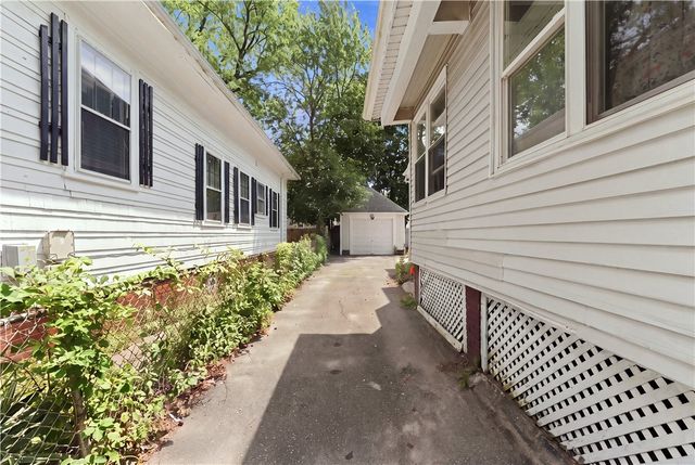 186 California Avenue, Providence, RI 02905