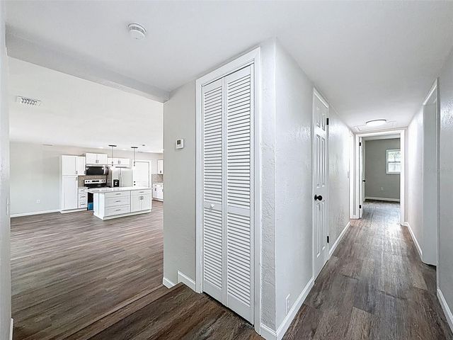 7648 15TH AVENUE N, St Petersburg, FL 33710