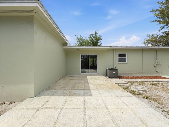 7648 15TH AVENUE N, St Petersburg, FL 33710