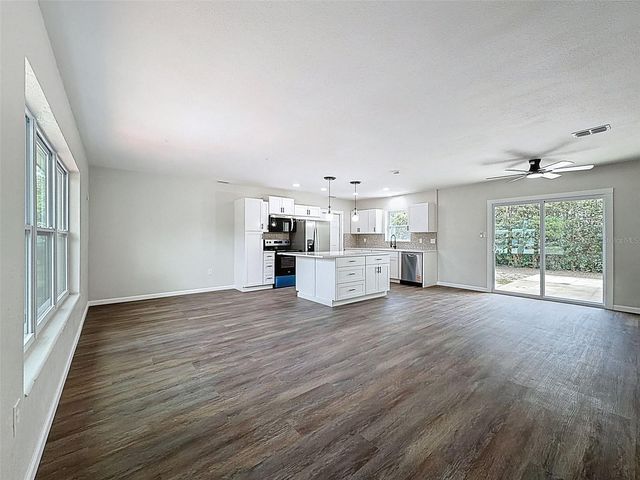 7648 15TH AVENUE N, St Petersburg, FL 33710