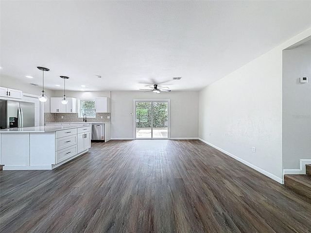 7648 15TH AVENUE N, St Petersburg, FL 33710