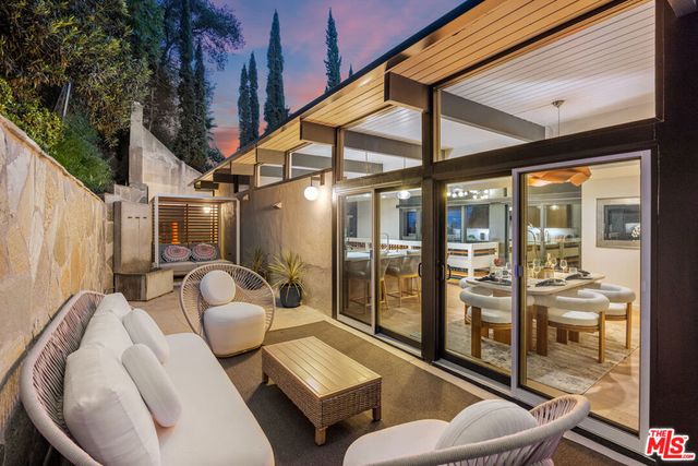 3905 Pacheco Drive, Sherman Oaks, CA 91403