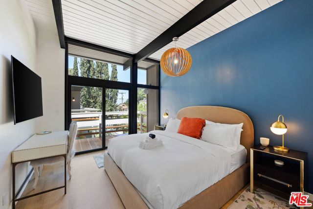 3905 Pacheco Drive, Sherman Oaks, CA 91403