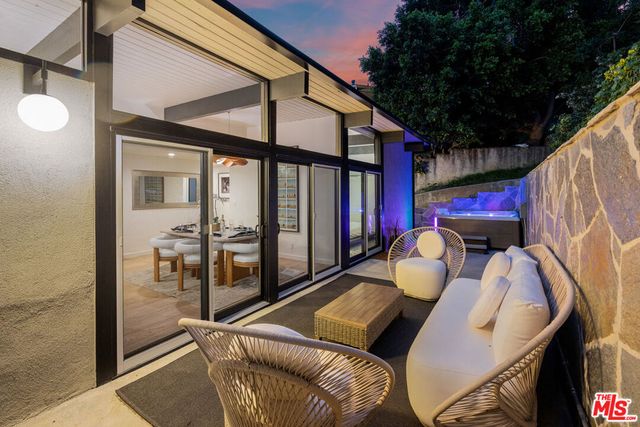 3905 Pacheco Drive, Sherman Oaks, CA 91403