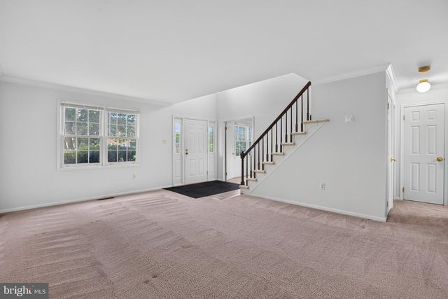 153 HUNSICKER DR, Collegeville, PA 19426
