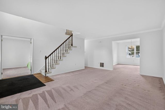 153 HUNSICKER DR, Collegeville, PA 19426