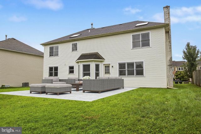 153 HUNSICKER DR, Collegeville, PA 19426
