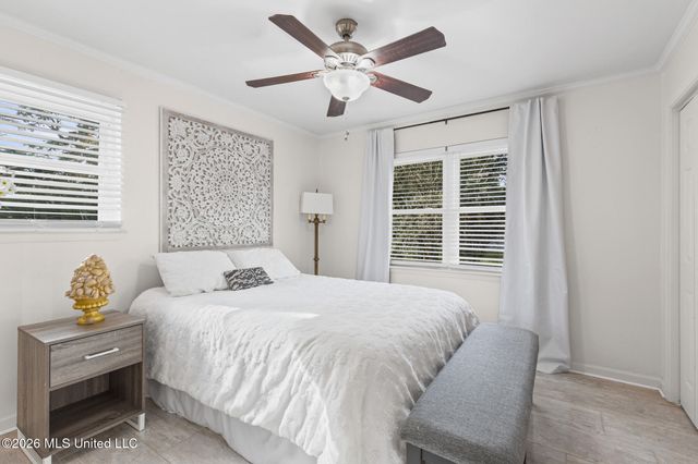 1560 E Second Street, Pass Christian, MS 39571