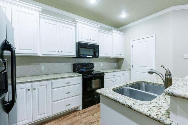 9804 Avenue V, Lubbock, TX 79423