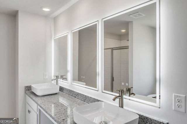 114 Shenandoah Lane E30, Lagrange, GA 30241