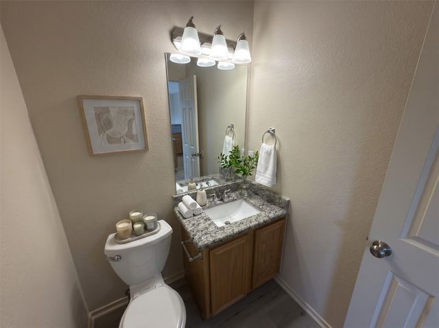 5607 Creekhollow Drive, Arlington, TX 76018