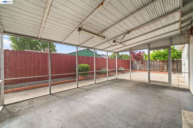 1758 Via Lobos, San Lorenzo, CA 94580