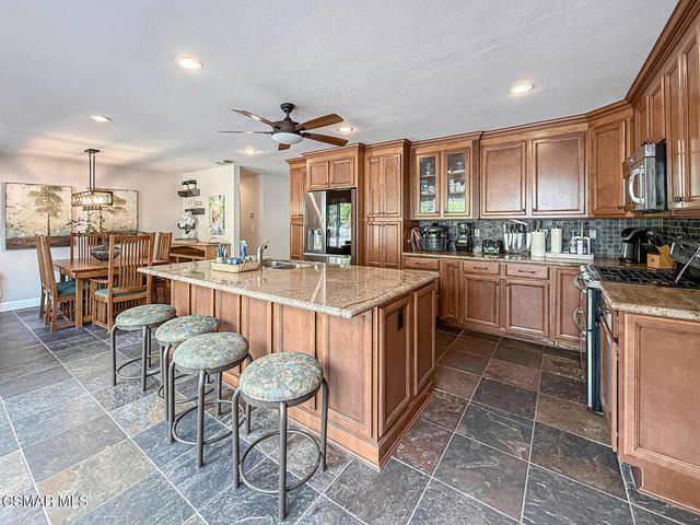 2189 Latham Street, Simi Valley, CA 93065