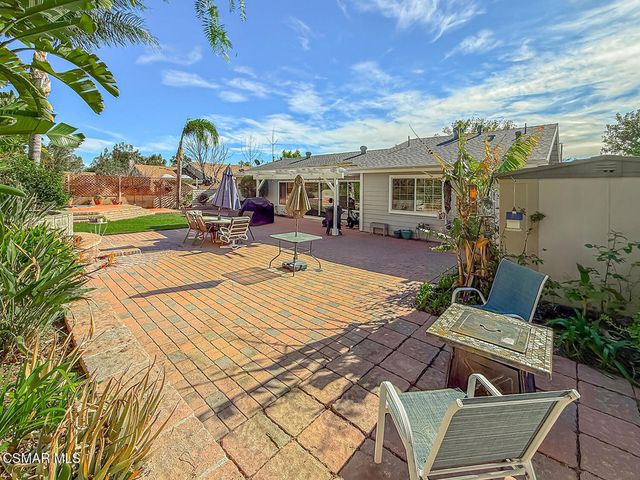 2189 Latham Street, Simi Valley, CA 93065