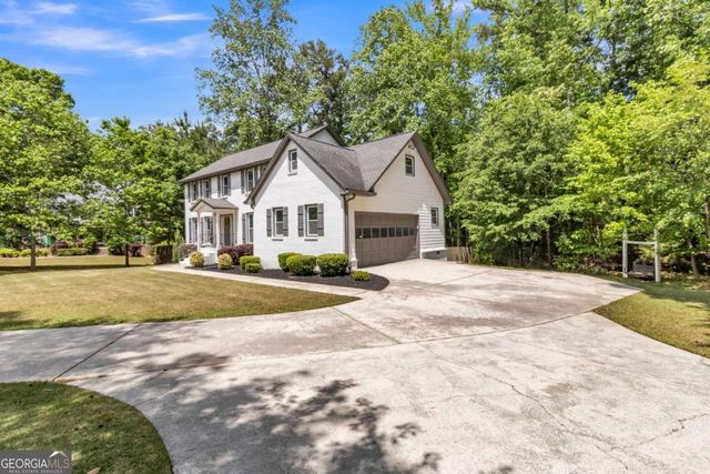 135 London Berry Court, Tyrone, GA 30290