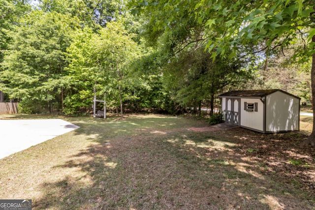 135 London Berry Court, Tyrone, GA 30290