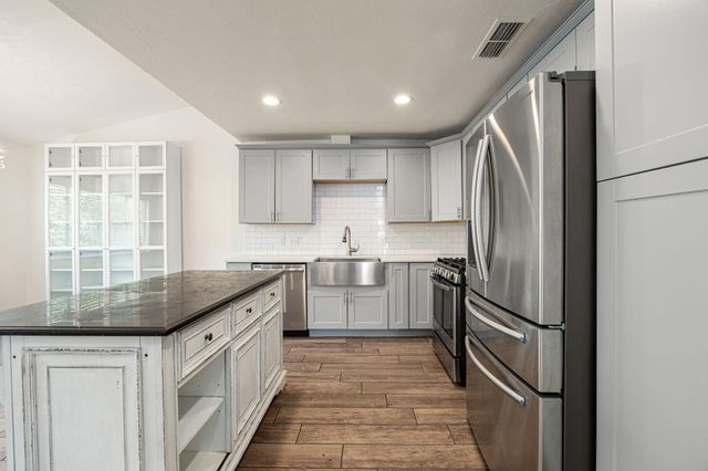 9445 Singing Quail DR, Austin, TX 78758