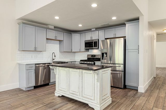 9445 Singing Quail DR, Austin, TX 78758