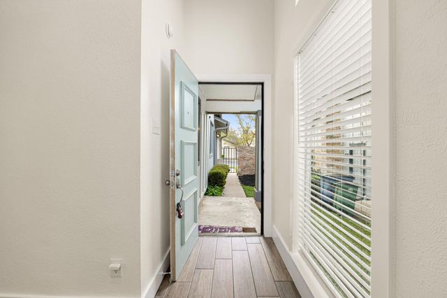 9445 Singing Quail DR, Austin, TX 78758