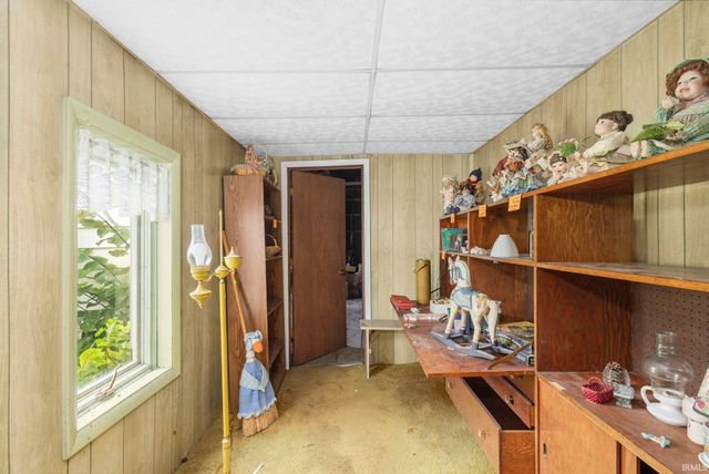 915 Jackson Street, Mishawaka, IN 46544