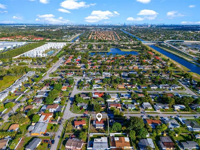 20520 NW 21st Ave, Miami Gardens, FL 33056