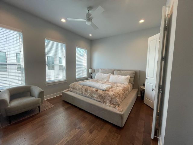 902 Martin Street A, Houston, TX 77018