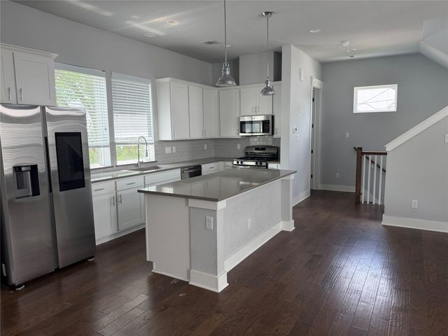 902 Martin Street A, Houston, TX 77018