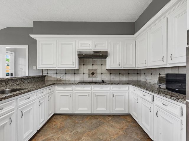 1523 Plantation Drive, Richmond, TX 77406