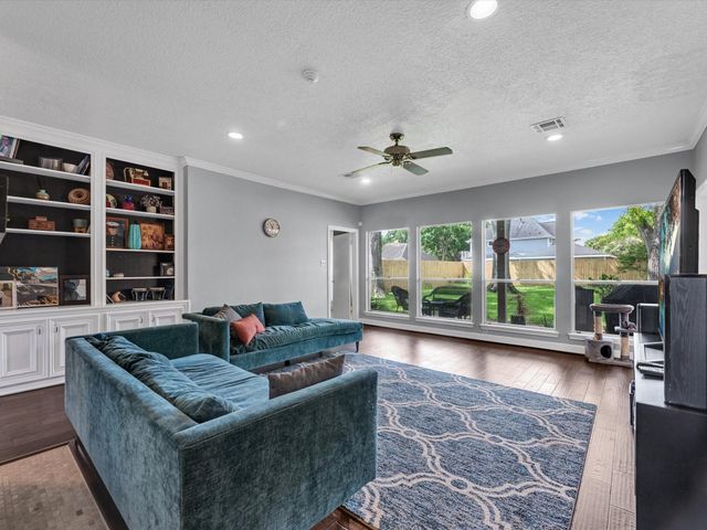 1523 Plantation Drive, Richmond, TX 77406