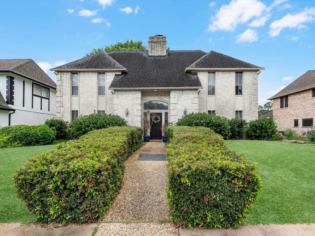 1523 Plantation Drive, Richmond, TX 77406