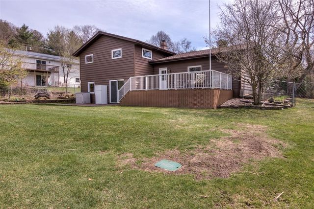 2916 Trinity Street, Eau Claire, WI 54703