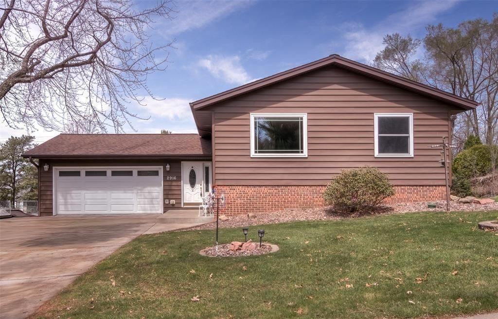 2916 Trinity Street, Eau Claire, WI 54703