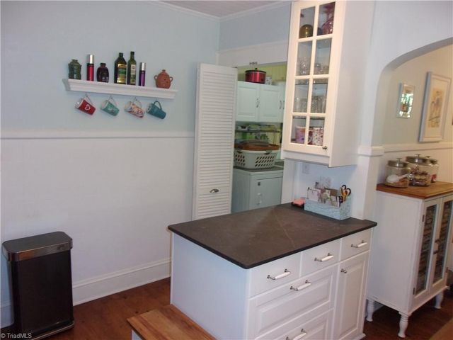 1247 Sunset Drive, Asheboro, NC 27205