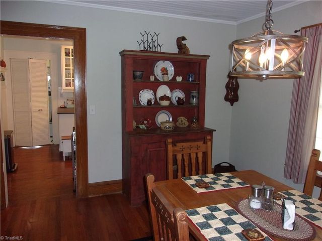 1247 Sunset Drive, Asheboro, NC 27205
