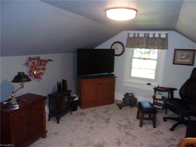 1247 Sunset Drive, Asheboro, NC 27205