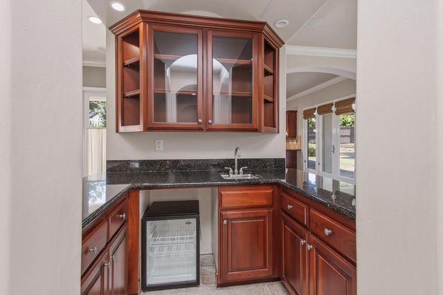 2121 Ladera Dr, Lincoln, CA 95648