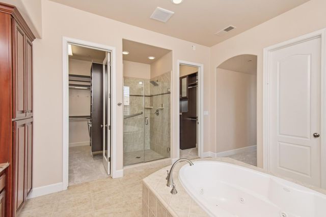 2121 Ladera Dr, Lincoln, CA 95648