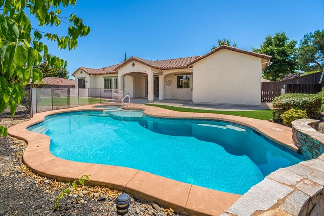 2121 Ladera Dr, Lincoln, CA 95648